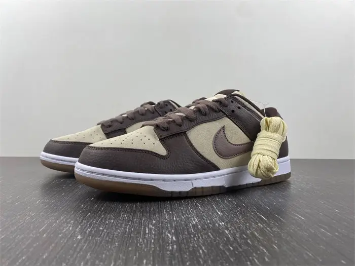 Nike Dunk Low Plum Eclipse 