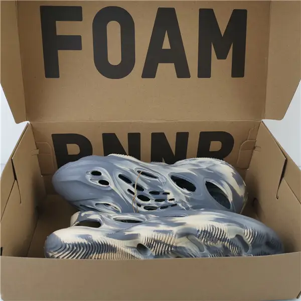 ADIDAS YEEZY FOAM RNNR MXT 