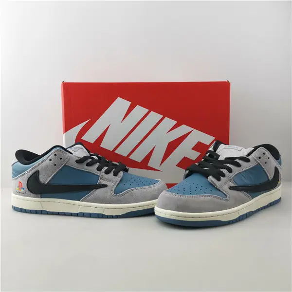 NIKE DUNK LOW TRAVIS SCOTT X 