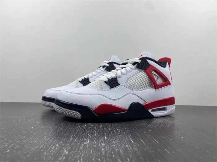 Air Jordan 4 