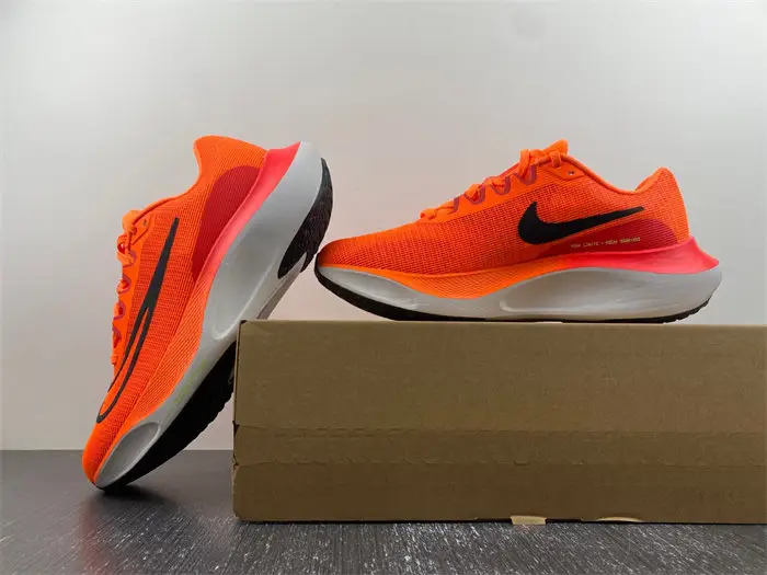 Nike Zoom Fly 5 Total Orange 