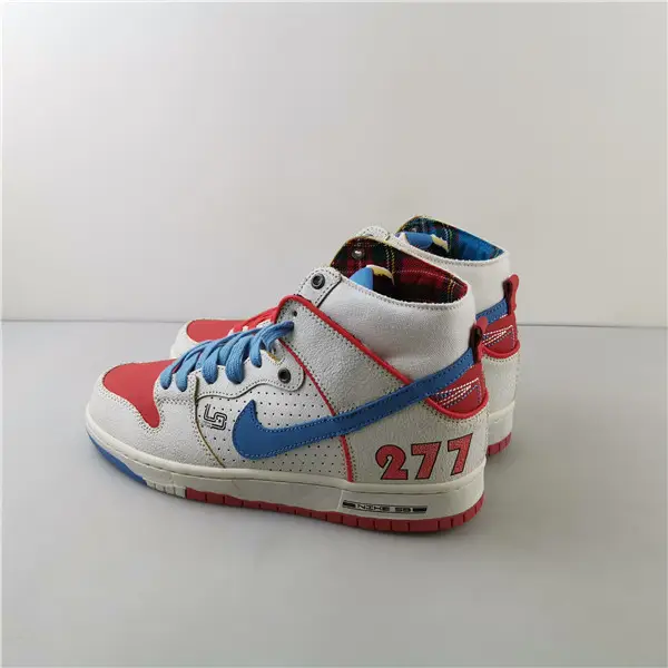 Nike Dunk SB High Pro Ishod Wair x Magnus Walker 