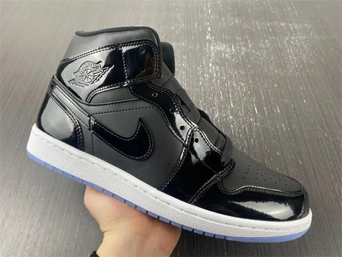 Jordan 1 Mid SE Space Jam 
