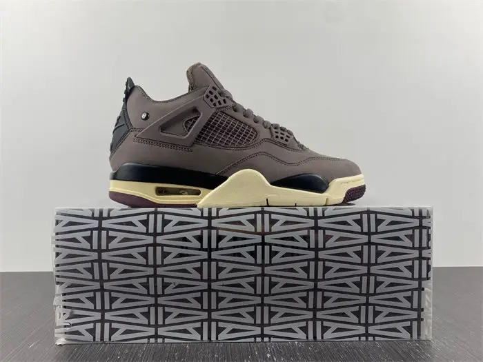 Jordan 4 Retro A Ma Maniére Violet Ore 