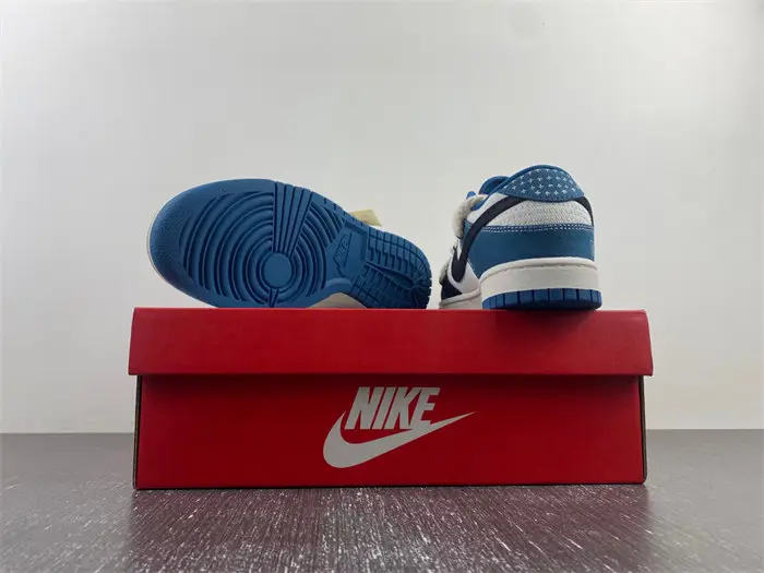 Nike Dunk Low 