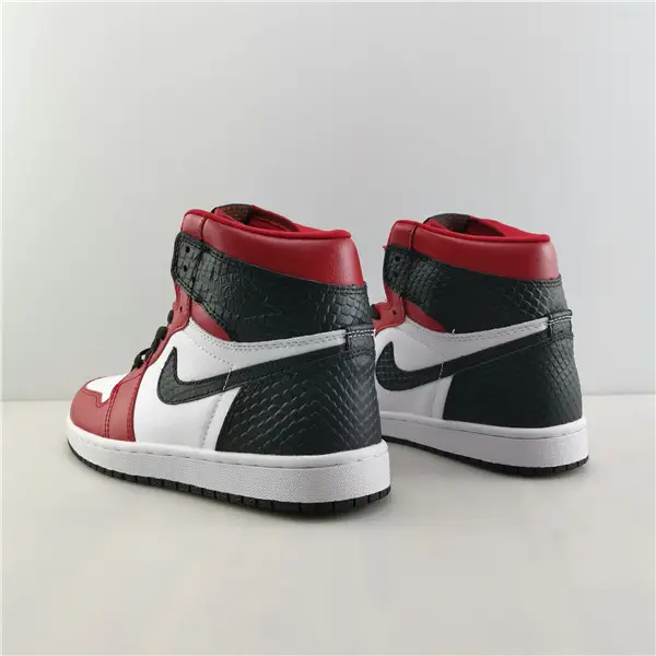 AIR JORDAN 1 WMNS Satin Snake CD0461 