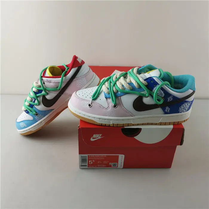 Nike Dunk Low SE ‘’ FREE.99'' 