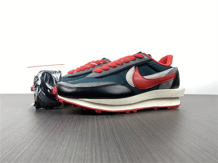Nike LD Waffle sacai Undercover Midnight Spruce University Red  DDBE1213