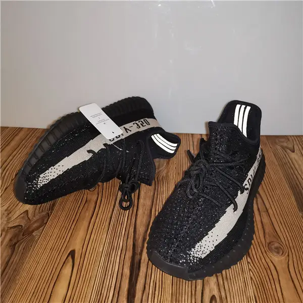 Adidas Yeezy Boost 350 V2 Core Black White 