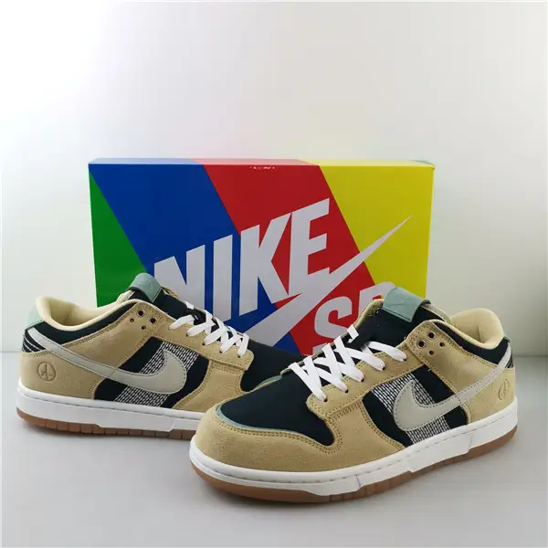 Nike Dunk Low Rooted in Peace 