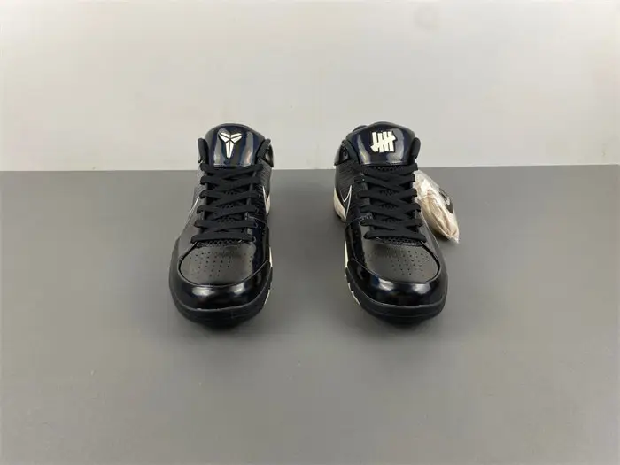 UNDEFEATED x Nike Kobe 4 Protro 