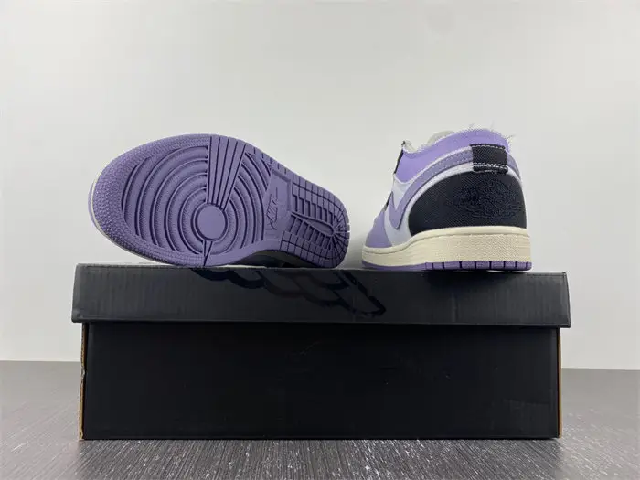 Air Jordan 1 Low 