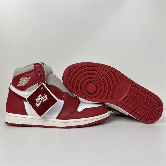 Jordan 1 Retro High OG Varsity Red 