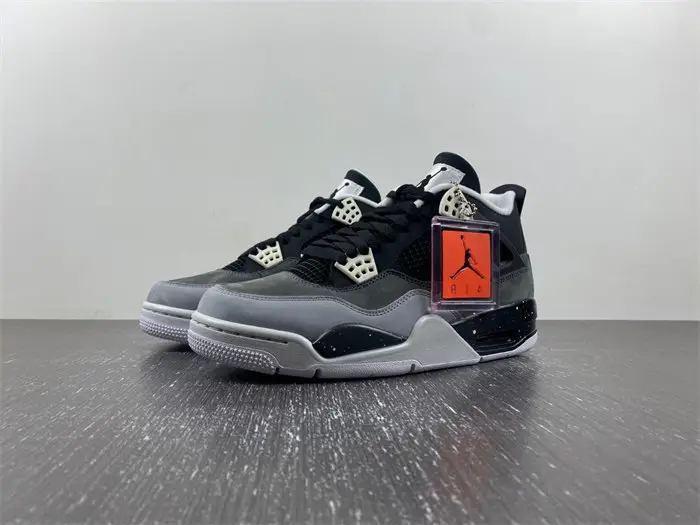 Jordan 4 Retro Fear Pack 