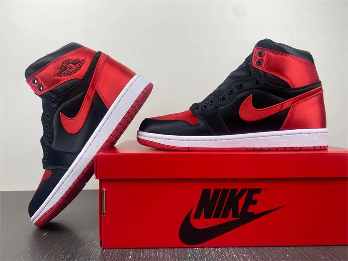 Air Jordan 1 High OG WMNS 