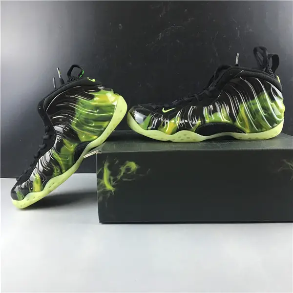 Nike Air Foamposite One ParaNorman 