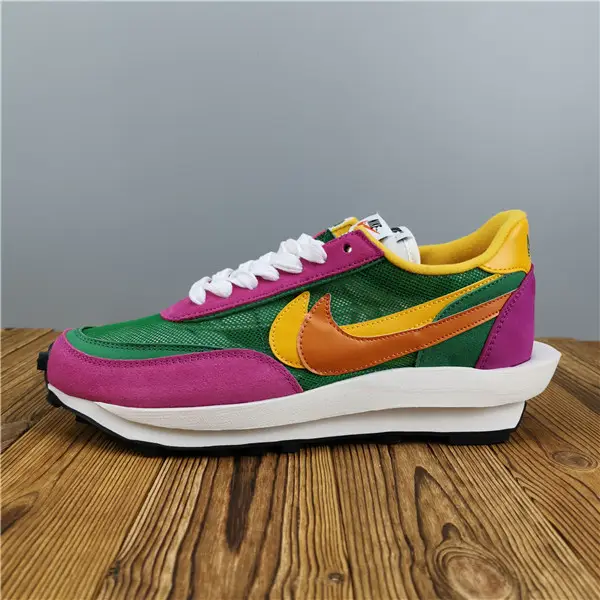 Sacai x Nike LDV Waffle Green Pink 