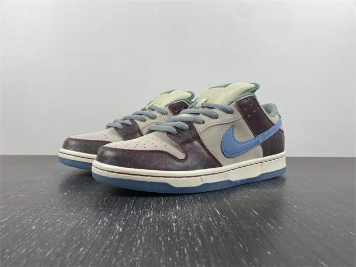Crenshaw Skate Club x Nike SB Dunk Low 