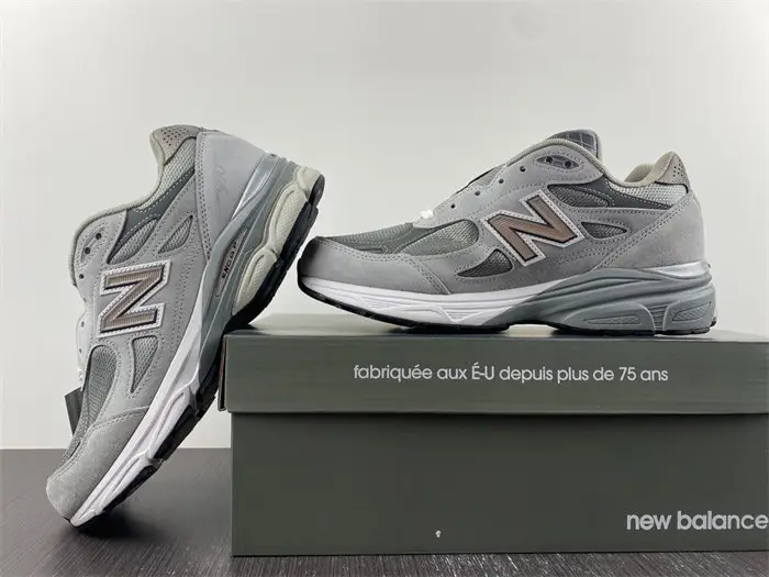 New Balance 990v3 Grey 