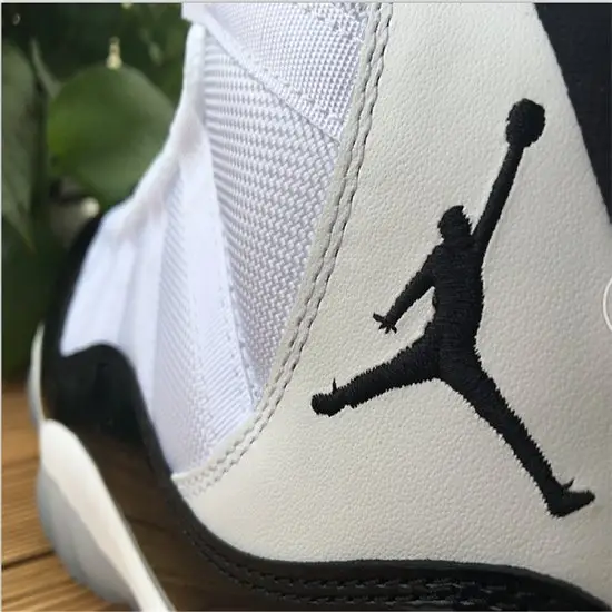 AIR JORDAN 11 RETRO CONCORD (2011) 