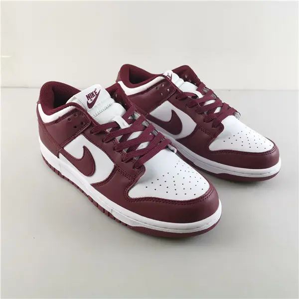 Nike Dunk Low Bordeaux (W) 