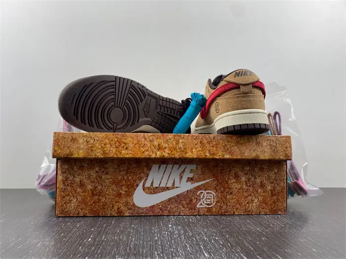 CLOT x Nike Dunk 