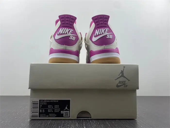 Nike SB x Air Jordan 4 