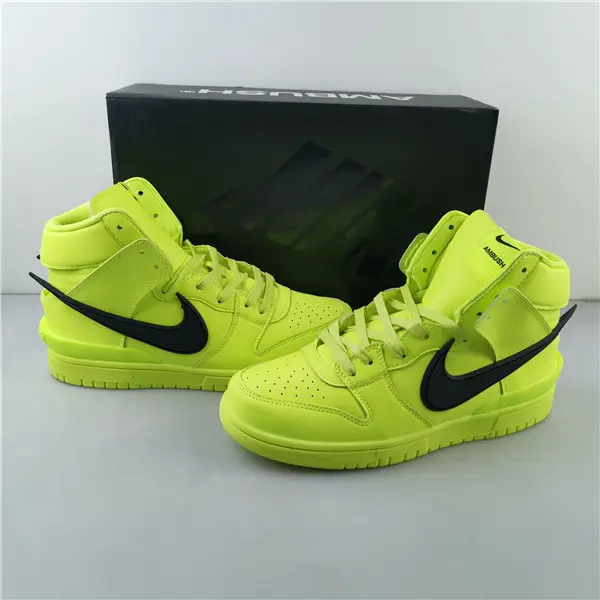 Nike Dunk High AMBUSH Flash Lime 