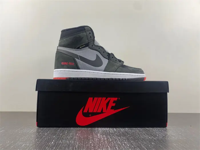 Jordan 1 Retro High Element Gore-Tex Black Infrared 