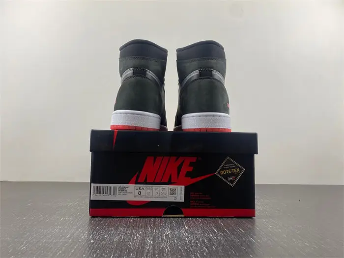 Jordan 1 Retro High Element Gore-Tex Black Infrared 