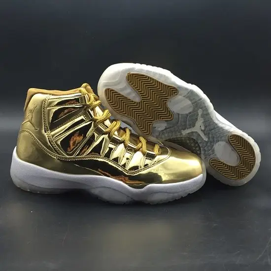 Air Jordan 11 Retro P1NNACLE Metallc 
