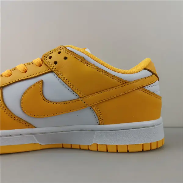 Nike Dunk Low Laser Orange (W) 