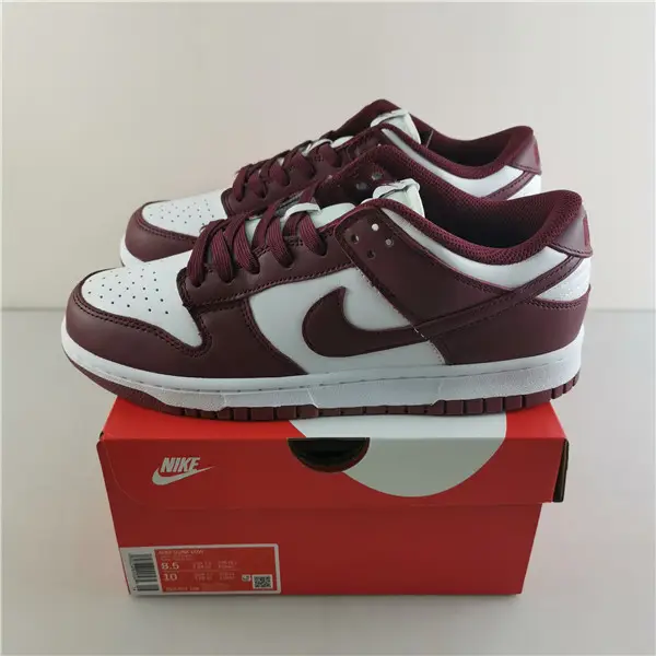 Nike Dunk Low Bordeaux (W) 