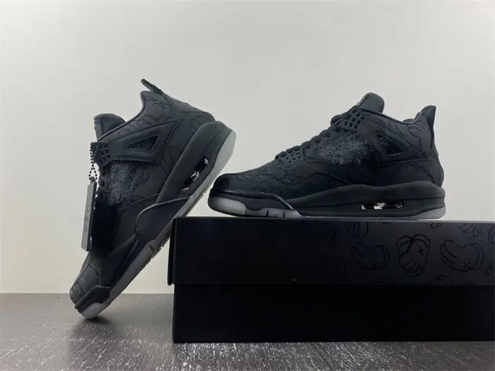 Jordan 4 Retro Kaws Black 