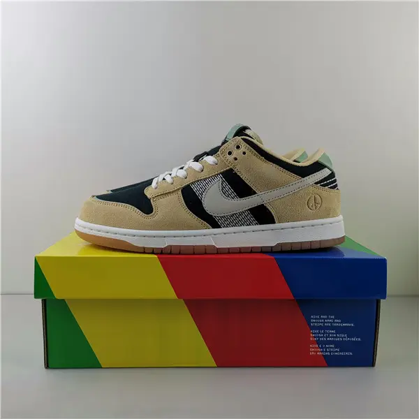 Nike Dunk Low Rooted in Peace 