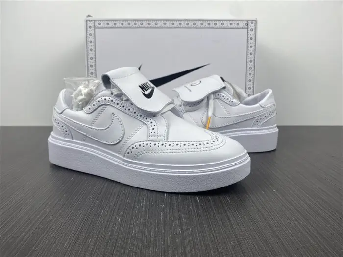 Kwondo 1 G-Dragon Peaceminusone Triple White  CDBAC1923