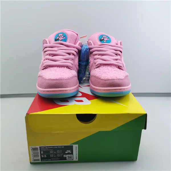 GRATEFUL DEAD X NIKE SB DUNK LOW 