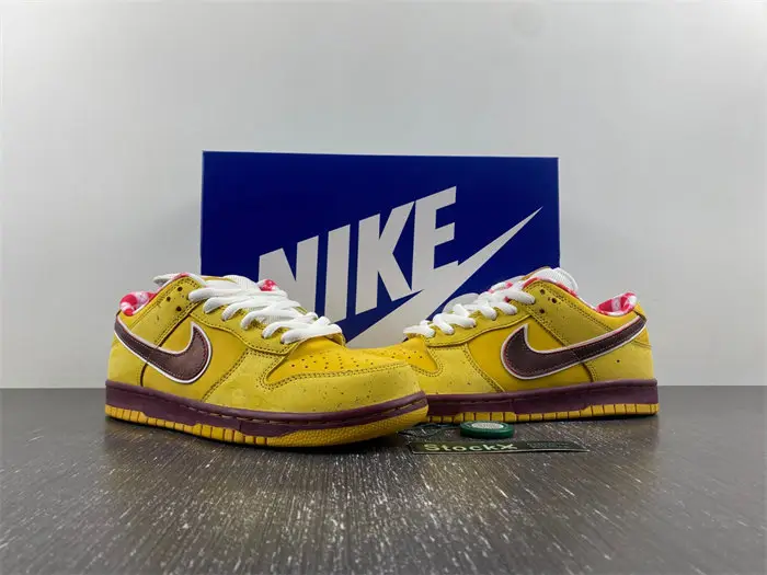 Nike SB Dunk Low Yellow Lobster 