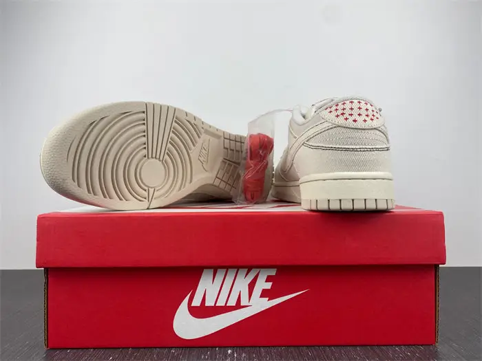 New Nike Dunk Low 