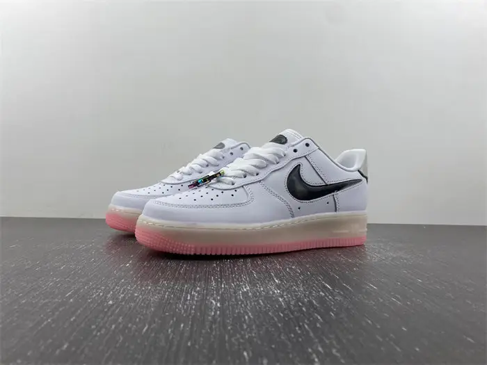 Nike Air Force 1 Low 