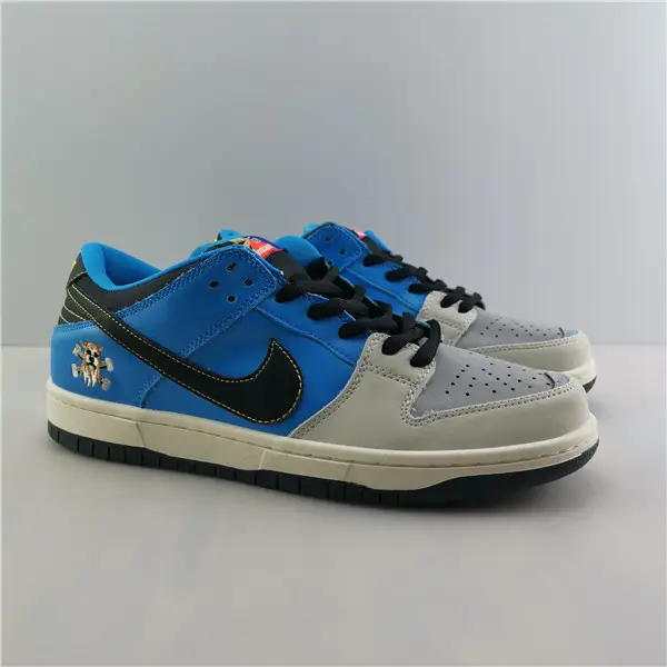 Nike SB Dunk Low Pro Iso Skateboarding Dog CZ5128 