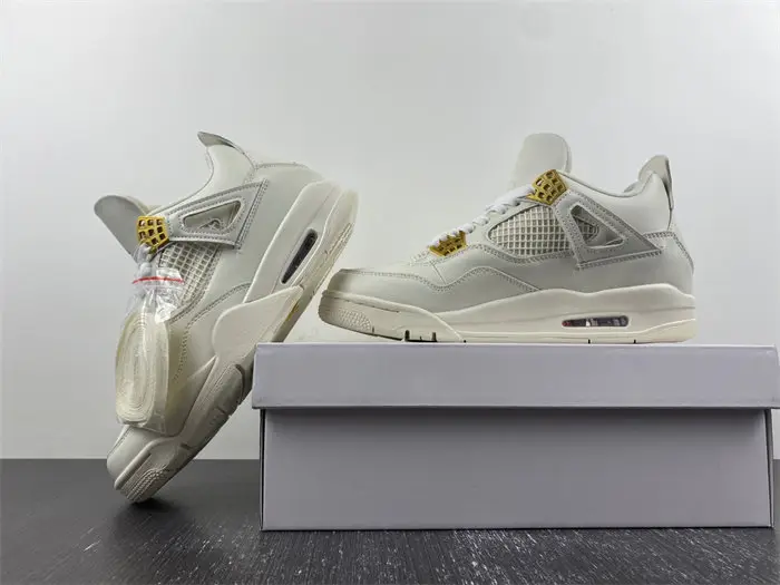 Air Jordan 4 