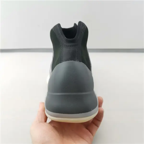 ADIDAS YEEZY BASKETBALL 'QUANTUM' 