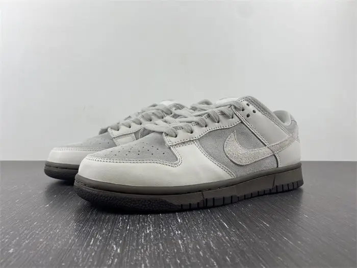 Nike Dunk Low Ironstone 