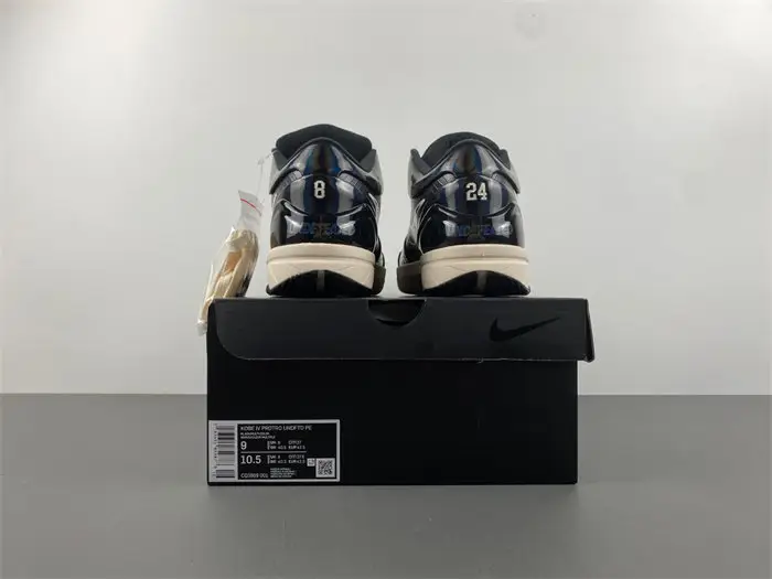 UNDEFEATED x Nike Kobe 4 Protro 