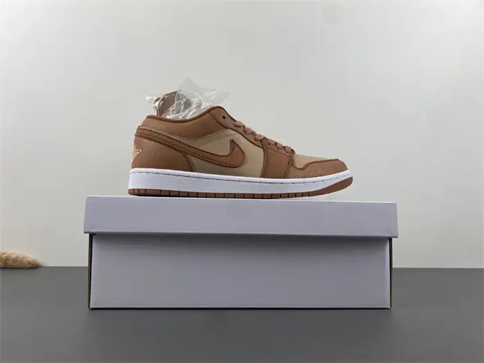 AIR JORDAN 1 LOW OWN 