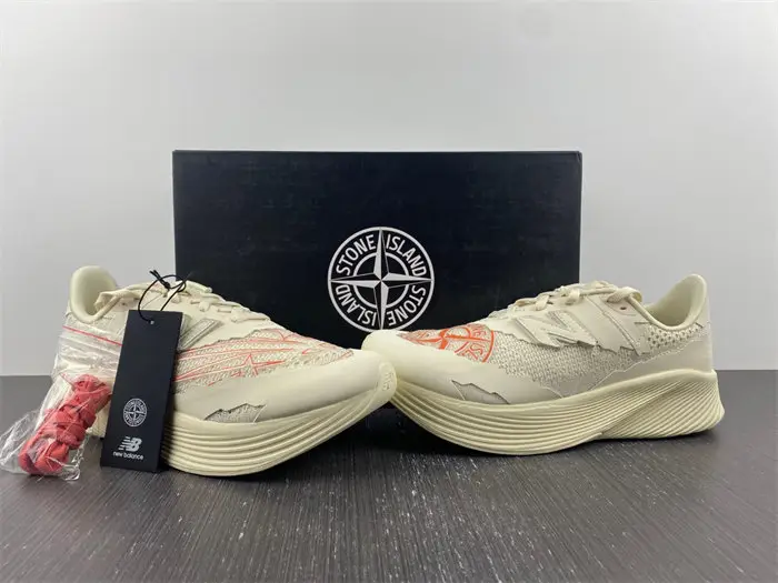 New Balance FuelCell RC Elite v2 SI Stone Island TDS 