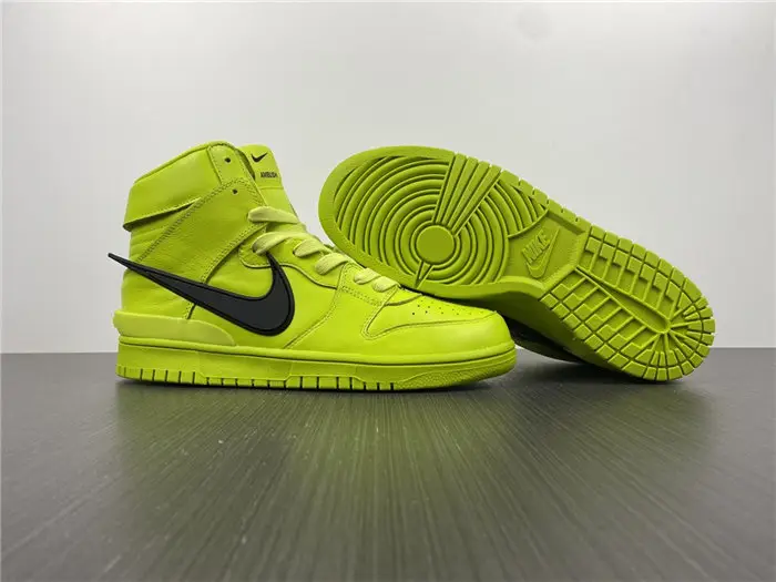 Dunk High x Ambush 
