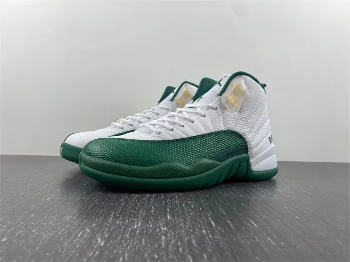 Air Jordan 12 
