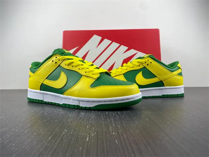 Nike Dunk Low Reverse Brazil 
